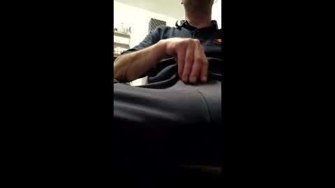 Snapshot of skorpioboy chatting on 12.13.25 Pussy fan online show from 12.13.25