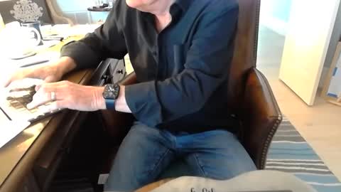 skr235 online show from 02.20.25