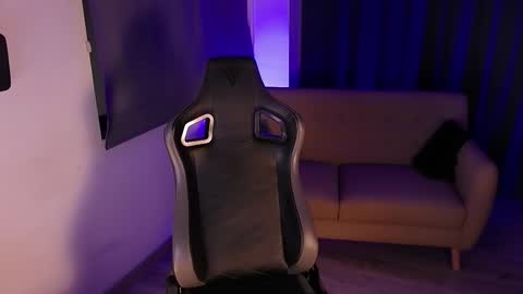 Liam Vokov online show from 03.03.26