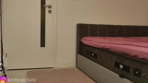 Eliza online show from 03.16.26