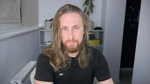 sky_guy25 online show from 10.30.25