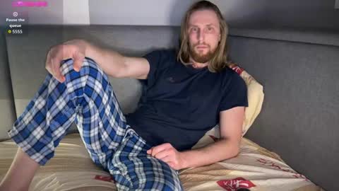 sky_guy25 online show from 02.24.26