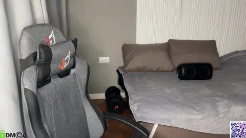 sky_hunter online show from 10.25.25