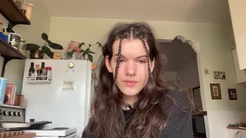 sky lounge online show from 04.08.26