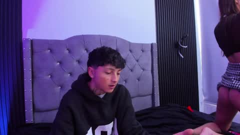 sky_n_zayn online show from 04.02.26