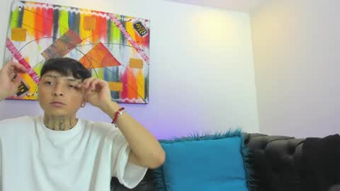 Snapshot of sky_n_zayn chatting on 04.18.26 sky_n_zayn online show from 04.18.26