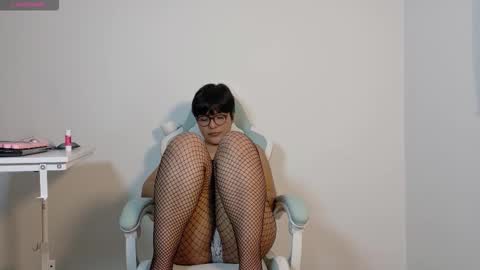 SKYE. online show from 10.10.25