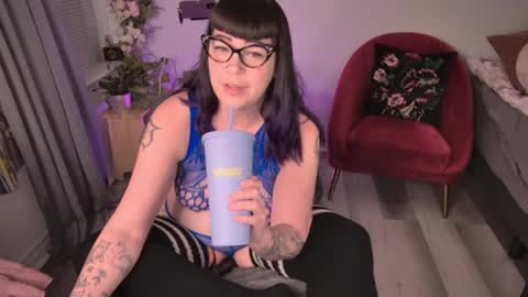 skylar bird online show from 12.14.24