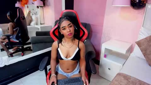 skylerbloom online show from 10.24.25