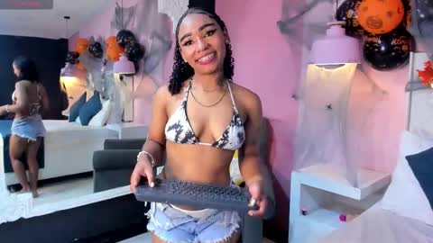 skylerbloom online show from 10.25.25