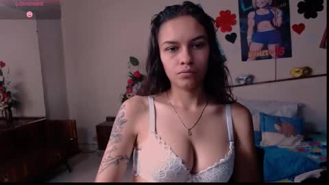 skyloverhot online show from 10.17.25