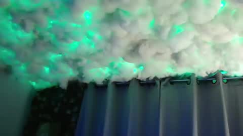 Snapshot of skyonetoo3 chatting on 02.21.25 skyonetoo3 online show from 02.21.25