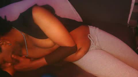 Snapshot of skyonetoo3 chatting on 09.13.25 skyonetoo3 online show from 09.13.25