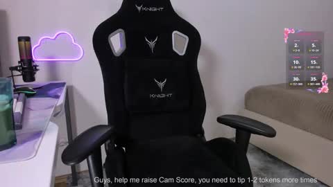 Snapshot of skyqueeni chatting on 11.14.25 Nastya online show from 11.14.25