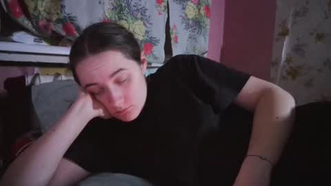 skyressie333 online show from 12.25.24