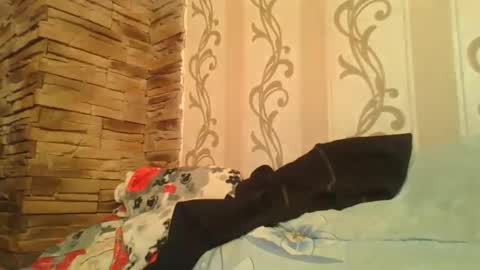 skyressie333 online show from 11.19.25