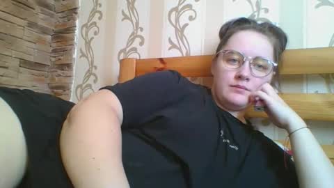 skyressie333 online show from 02.18.26