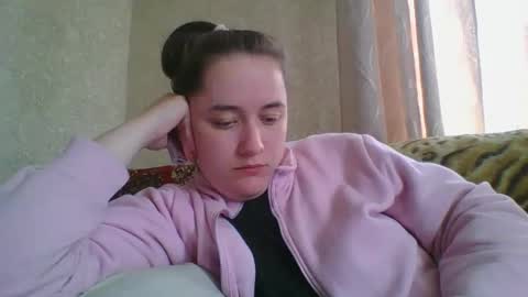 skyressie333 online show from 04.20.26