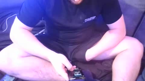 Snapshot of skyyjoox chatting on 12.17.25 Joox Fun online show from 12.17.25