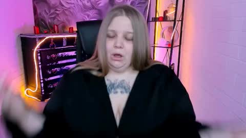 Snapshot of sladadeew chatting on 02.08.26 Slada Deew online show from 02.08.26