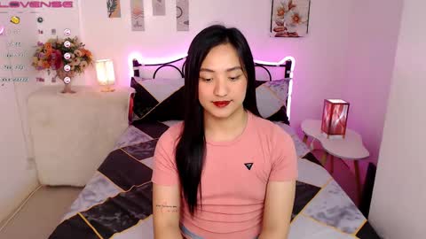 Queen Cyrine online show from 02.17.25