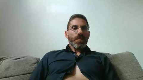 Snapshot of slavefuckfunhype chatting on 10.23.25 camboy online show from 10.23.25