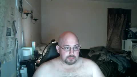 Snapshot of slavejim518 chatting on 01.20.25 slavejim online show from 01.20.25