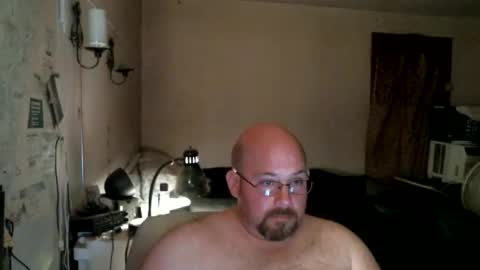 Snapshot of slavejim518 chatting on 11.27.25 slavejim online show from 11.27.25
