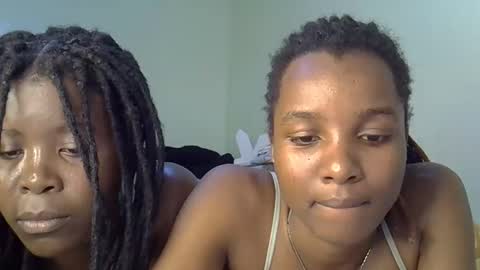 sleciah online show from 12.21.25