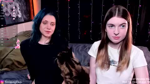 Snapshot of sleepingduo chatting on 11.03.25 Hi We are Iva and Angela Nice to meet u 3 online show from 11.03.25