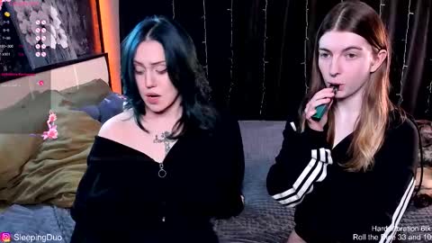 Snapshot of sleepingduo chatting on 11.18.25 Hi We are Iva and Angela Nice to meet u 3 online show from 11.18.25