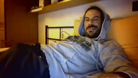 Snapshot of slevin1983 chatting on 05.14.26 slevin online show from 05.14.26