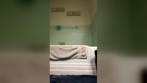 slicknick1988 online show from 04.04.26