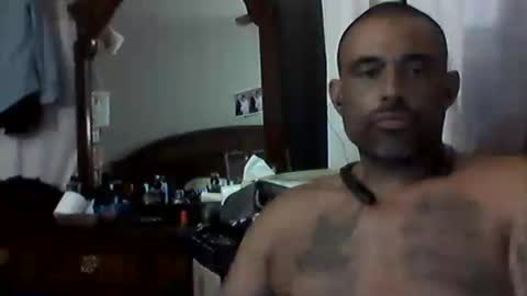 Snapshot of slickstre chatting on 07.02.26 slickstre online show from 07.02.26