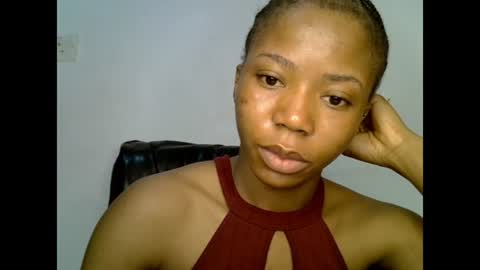 Snapshot of slim_ebonypet chatting on 07.18.26 Crystal online show from 07.18.26