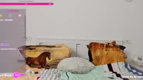 Snapshot of slim_jen chatting on 11.07.25 slim_jen online show from 11.07.25