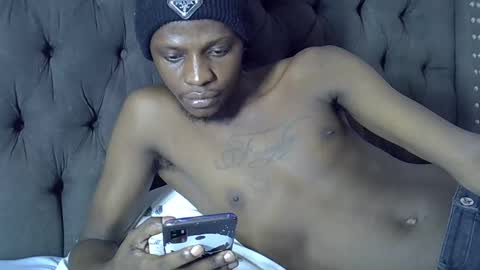 slim long01 online show from 10.04.25