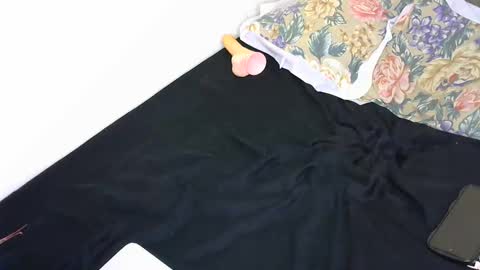 slim_me online show from 04.10.26