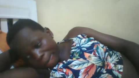 slim_petite_ebony online show from 03.05.25