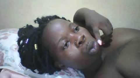 slim_petite_ebony online show from 02.17.26