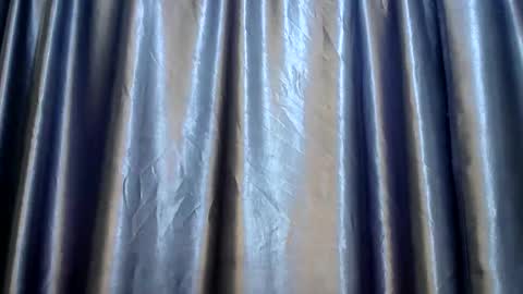 slim_queen1 online show from 10.10.25