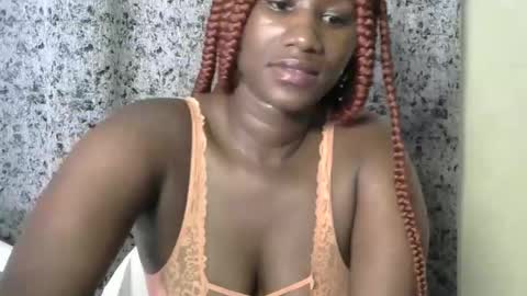 Snapshot of slimandthick1 chatting on 10.18.25 slimandthick1 online show from 10.18.25