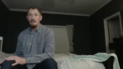 Snapshot of slimjp chatting on 11.19.25 slimjp online show from 11.19.25