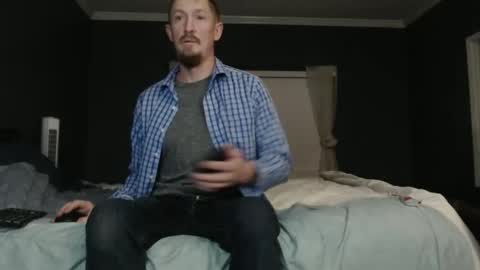 Snapshot of slimjp chatting on 11.22.25 slimjp online show from 11.22.25