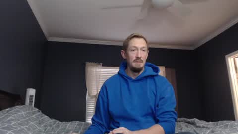 Snapshot of slimjp chatting on 12.18.25 slimjp online show from 12.18.25