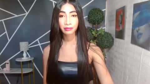 slimprettyjoira online show from 04.27.26