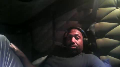 slipperyballs900 online show from 04.26.26