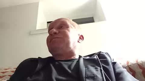 Dariusz Chmielarz online show from 03.12.25