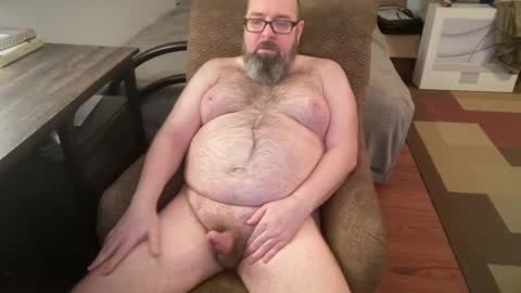 Snapshot of slut_slave_cfnm chatting on 12.13.24 slut online show from 12.13.24