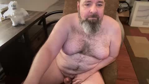 Snapshot of slut_slave_cfnm chatting on 12.29.24 slut online show from 12.29.24